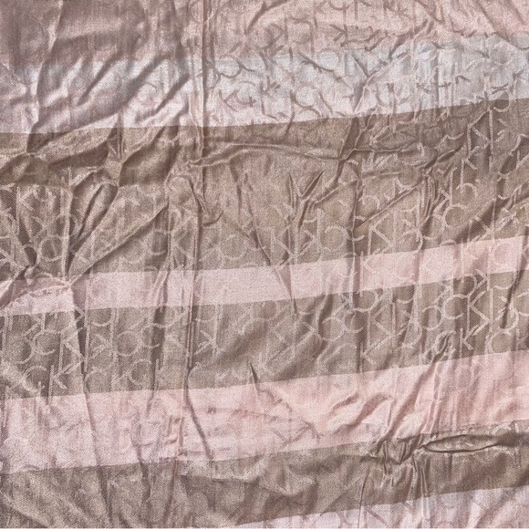 Calvin Klein Scarf - Picture 5 of 10